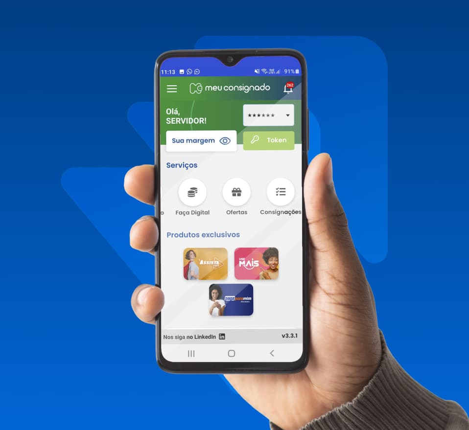 Celular com o aplicativo Meu Consignado, da Neoconsig